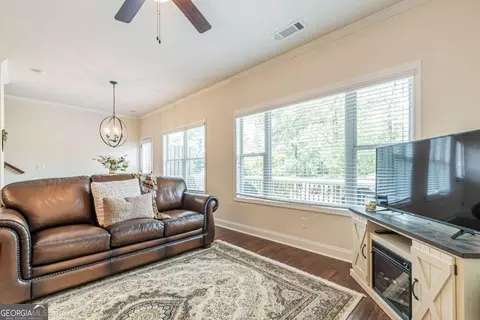 252 Cashes Dr, Lilburn, GA 30047 photo 14