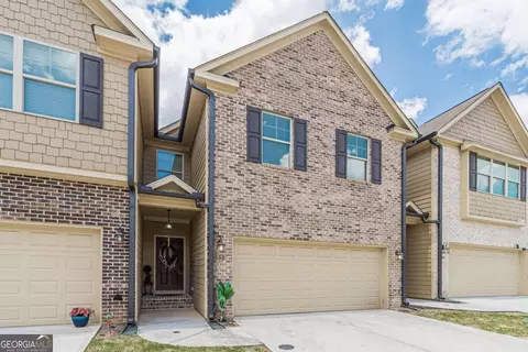 252 Cashes Dr, Lilburn, GA 30047