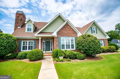 98 Old Mill Ct, Carrollton, GA 30117