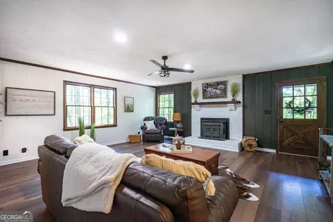 537 Priddy Rd, Lagrange, GA 30241 photo 4