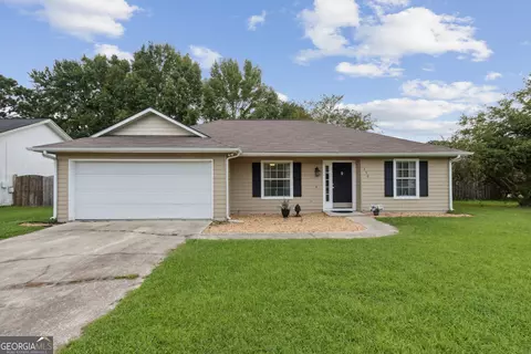 330 Hallowes Dr E, Saint Marys, GA 31558