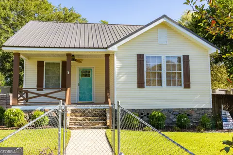 605 4th Ave SW, Thomaston, GA 30286