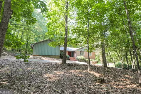 149 Lakeside Dr, Newnan, GA 30263