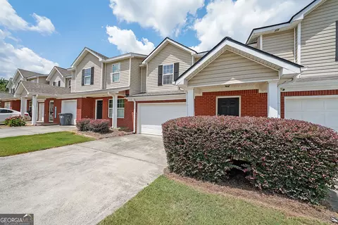 352 Tara Commons Cir, Loganville, GA 30052
