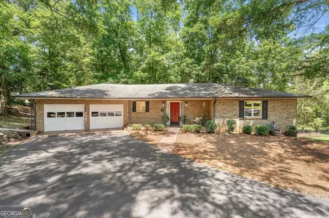 2209 Ridge Rd, Hartwell, GA 30643