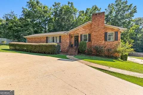 652 Azalea Dr, Lagrange, GA 30240 photo 2