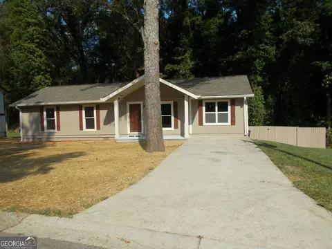 604 Lakeridge Dr SE, Conyers, GA 30094