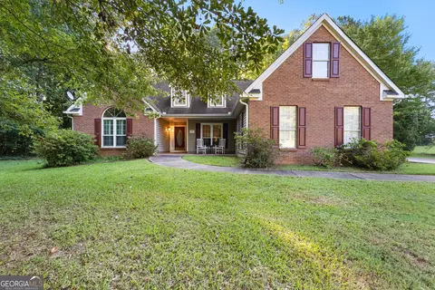 80 Bedford Forrest Dr, Sharpsburg, GA 30277