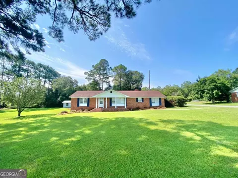 476 Collins Rd, Lyons, GA 30436