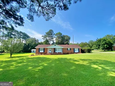 476 Collins Rd, Lyons, GA 30436 photo 2