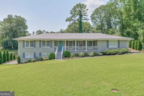 2994 Blackberry Ln, Marietta, GA 30068