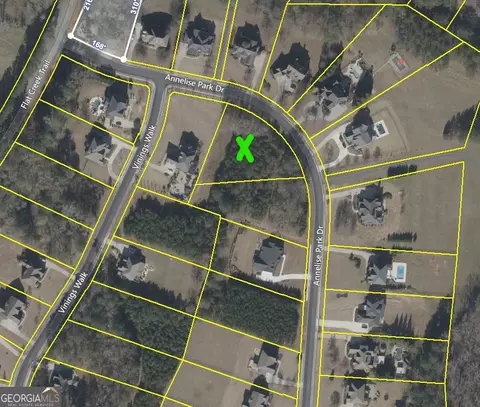 155 Annelise Park Dr, Fayetteville, GA 30214