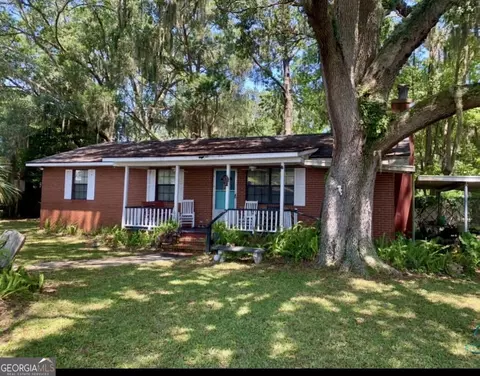 51 Crooked River Dr, Woodbine, GA 31569