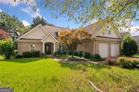 117 Garden Lake Dr, Calhoun, GA 30701