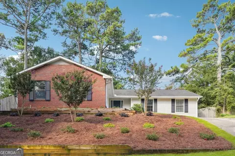 110 Twinspur Close, Roswell, GA 30076