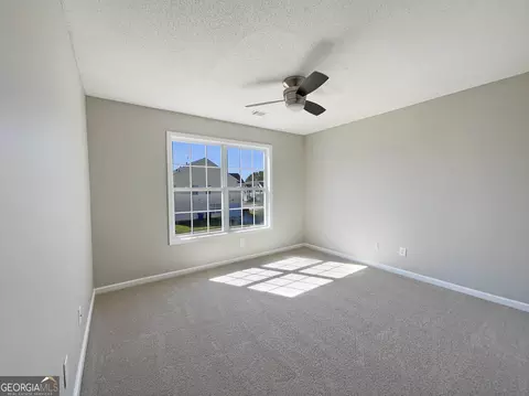 135 Crestfield Cir, Covington, GA 30016 photo 4