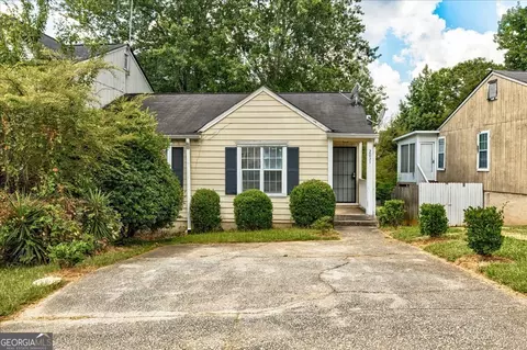 2031 Charter Ln, Lithonia, GA 30058