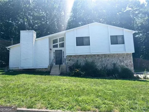 680 Timbergrove Dr, Atlanta, GA 30331