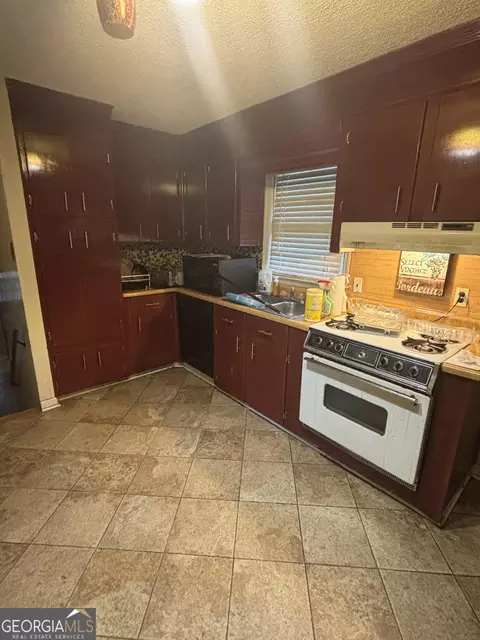 107 Colonial Rd, Warner Robins, GA 31088 photo 9