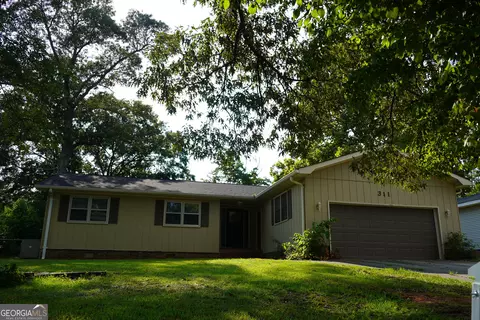 311 Burns Dr, Warner Robins, GA 31088