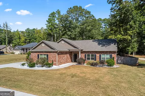 160 River Glen Dr, Jefferson, GA 30549