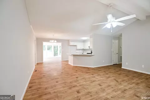49 Forest Ave, Commerce, GA 30529 photo 5