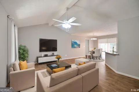 49 Forest Ave, Commerce, GA 30529 photo 2