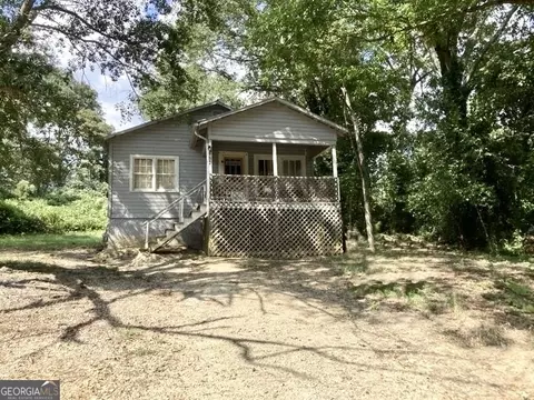 60 Edwards St, Toccoa, GA 30577