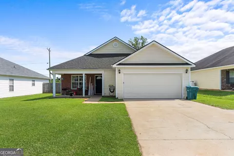 109 Larkspur Ln, Bonaire, GA 31005