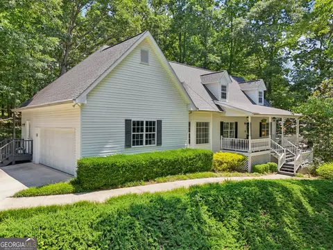 4335 Oak Creek Dr, Gainesville, GA 30506