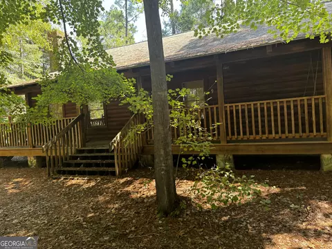 720 Mclean St, Metter, GA 30439