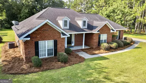 8050 Burkhalter Rd, Statesboro, GA 30461