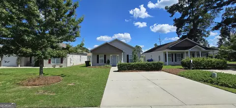 102 Cottage Loop, Dublin, GA 31021 photo 2