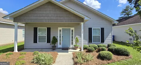 102 Cottage Loop, Dublin, GA 31021 photo 4
