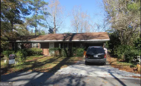 222 Roundtree St, Statesboro, GA 30458