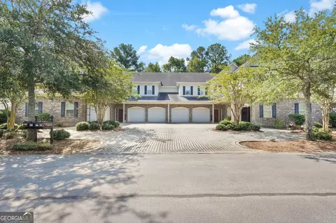 1904 River Oaks Dr, Richmond Hill, GA 31324