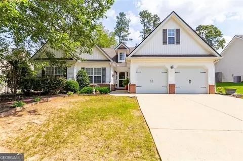 2333 Radcliff Dr, Lawrenceville, GA 30043