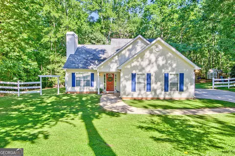 115 Paces Landing Trl, Newnan, GA 30263