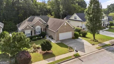 121 Oak Park Sq, Newnan, GA 30265