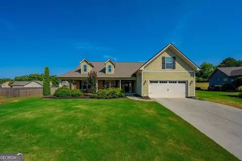 1011 Anne Marie Ct, Jefferson, GA 30549