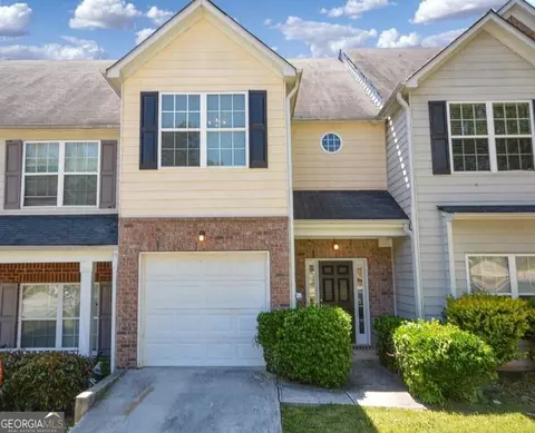 284 Brookview Dr, Riverdale, GA 30274
