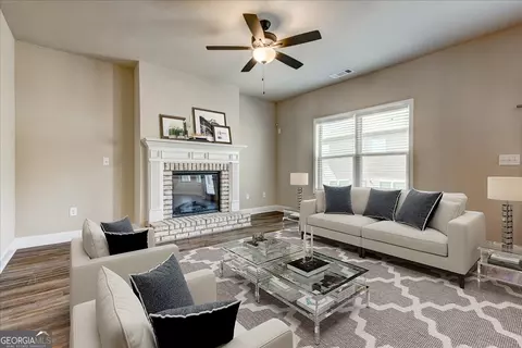 2366 Walker Dr, Hampton, GA 30228 photo 9