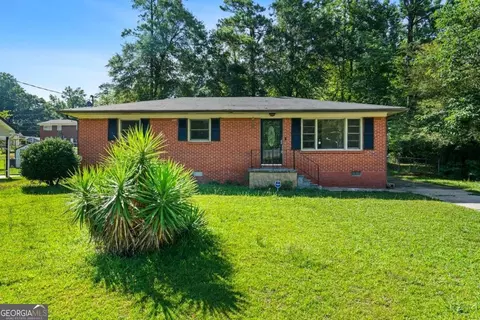 6125 Cedar Wood Dr, Atlanta, GA 30349