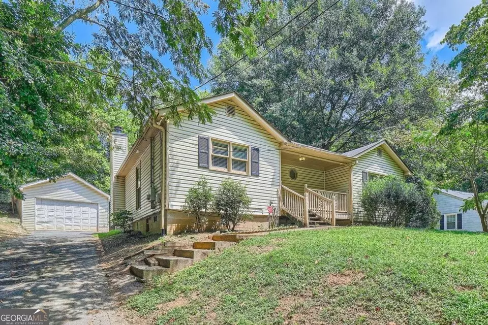  161 Walthall Ave SE, Marietta, GA 30060 photo 3