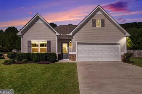 70 Oak Hollow Way, Aragon, GA 30104