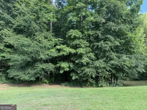 108 Cotswold Dr, Forsyth, GA 31029