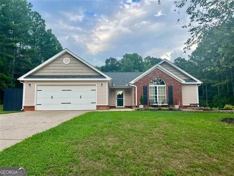 165 Bridges Dr, Winterville, GA 30683
