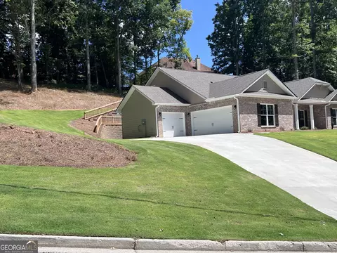 5852 Bay View Dr, Buford, GA 30518