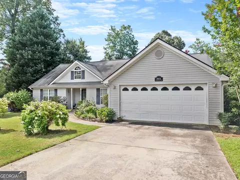 561 Stonebrook Trl, Cleveland, GA 30528