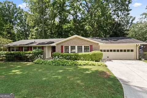 127 Bonnie Ln NW, Lilburn, GA 30047
